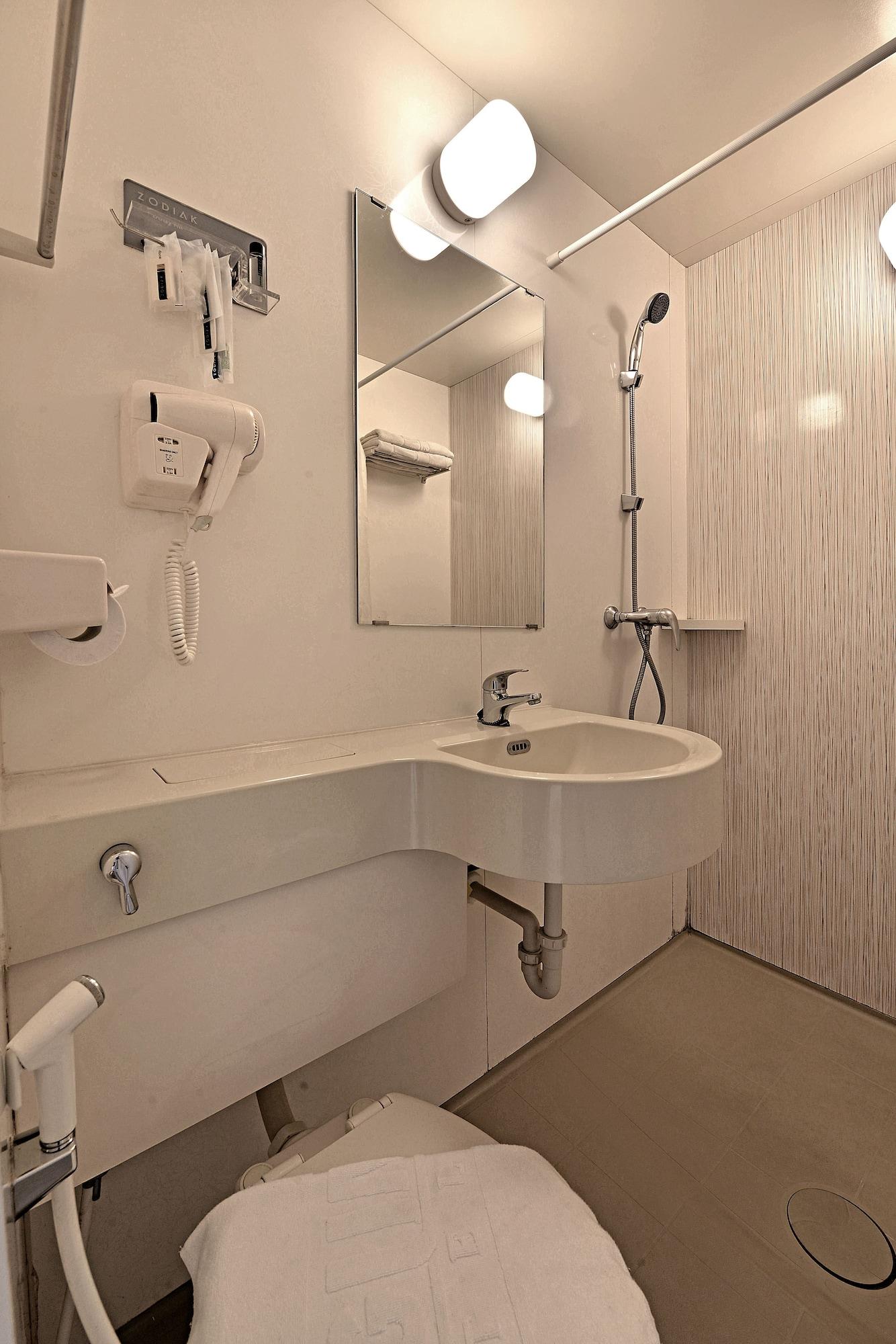 Zodiak Asia Afrika By Kagum Hotels Bandung Dış mekan fotoğraf