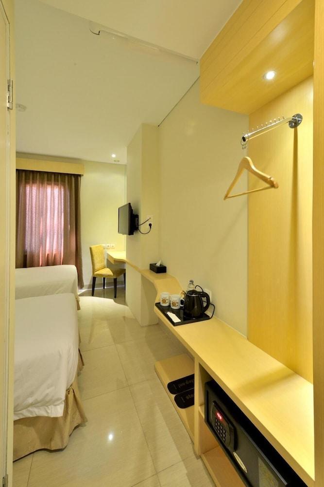 Zodiak Asia Afrika By Kagum Hotels Bandung Dış mekan fotoğraf